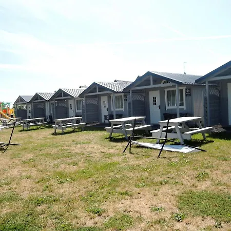 House In Near Clean Holiday home Dziwnowek